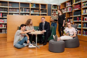 (c) Treffpunkt Bibliothek_Lechner - Jugendliche2