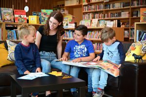 Gemeinsame_Lesezeit_c_Rudolf_Schmied